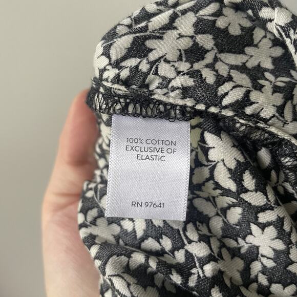 J. Jill Smocked Waist layered Skirt Womens A-Line Size Large Black Floral Cotton - Picture 7 of 8